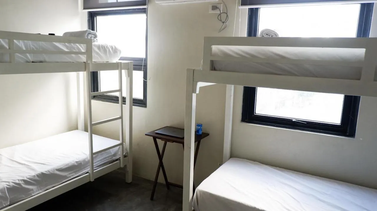Estrella Rooms & Bunk Beds Manila 0*,  Philippines
